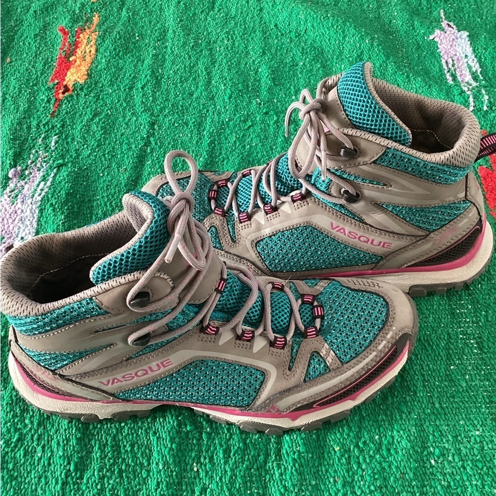 Vasque Inhaler II GTX Hiking Shoes Boots Womens 11 Green Gray High Top Lace Up